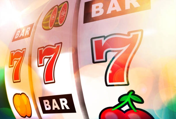 joker77 app displaying Liga 1 football odds and live blackjack table